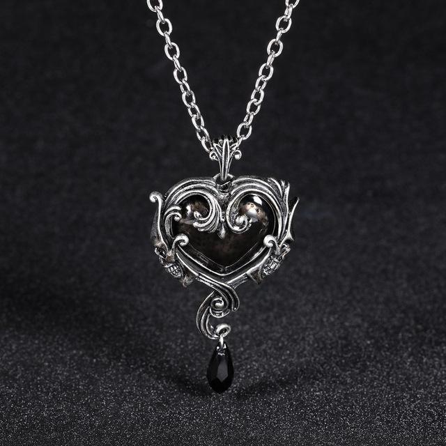 Doom Skull Necklace - Rebel Heat