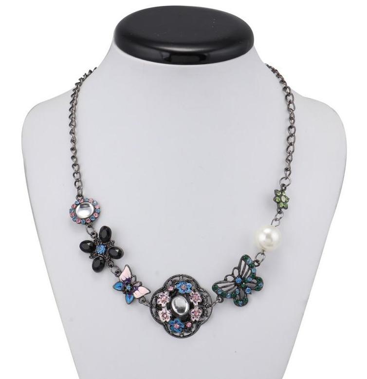 Flowers Butterfly Necklace - Rebel Heat